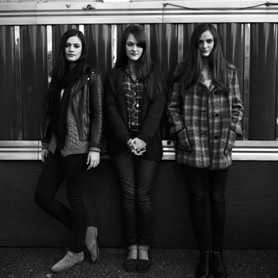 STAVES-NEG-400x400